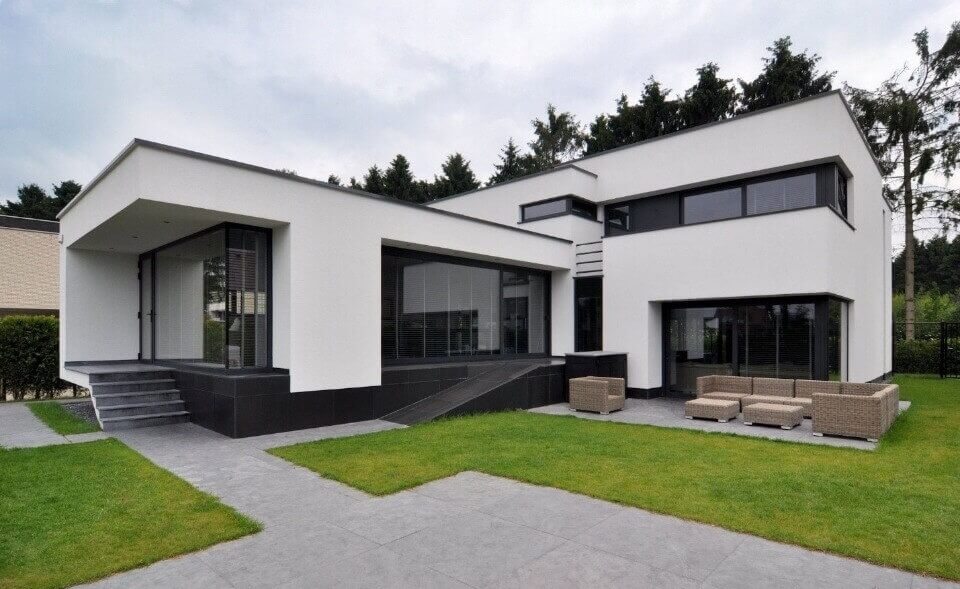 Будинок білого кольору