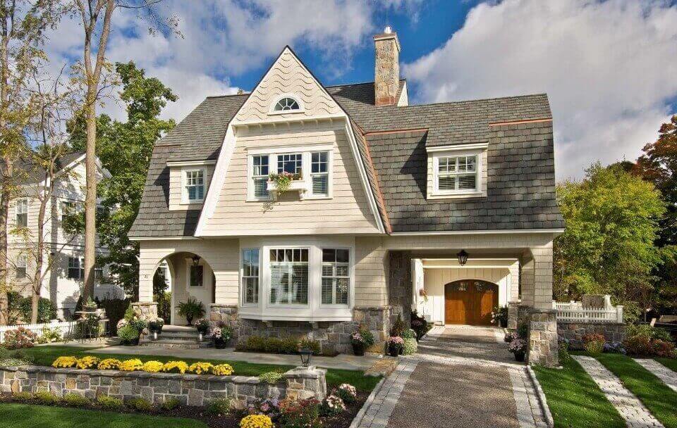 фасад будинку в стилі кантрі