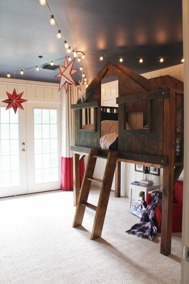 Кровать-чердак с игровой зоной