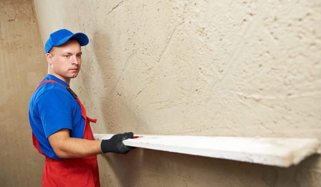 Правило для шпаклевке стен под обои