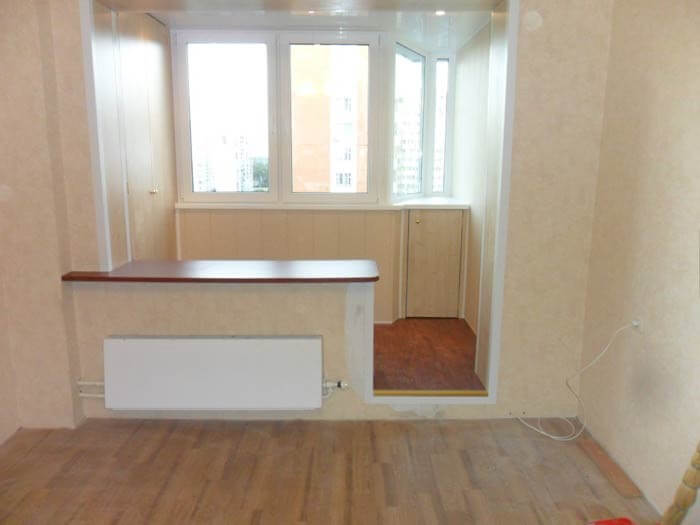 знесення стіни на балкон