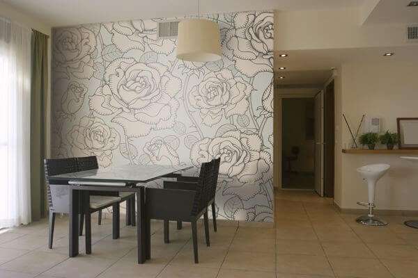 Как клеить самоклеющиеся фотообои