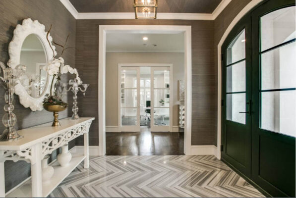 Шпалери в передпокій – найкращі ідеї та поради щодо вибору
