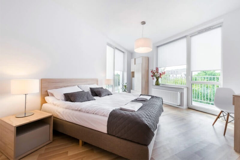 штори в спальню мінімалізм