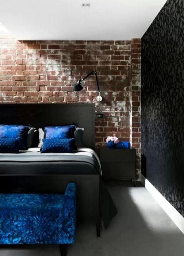 красива спальня лофт чорна