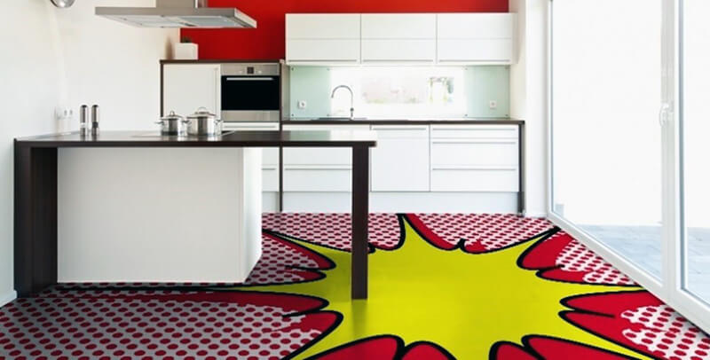 кухня з артом на підлозі