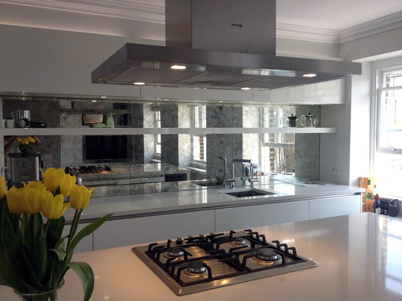 Фартух з поверхнею, що відбиває для кухні