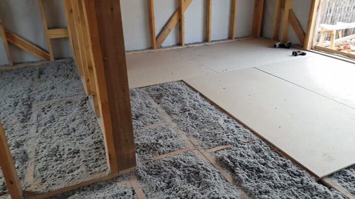 Як правильно вирівняти підлогу своїми руками?