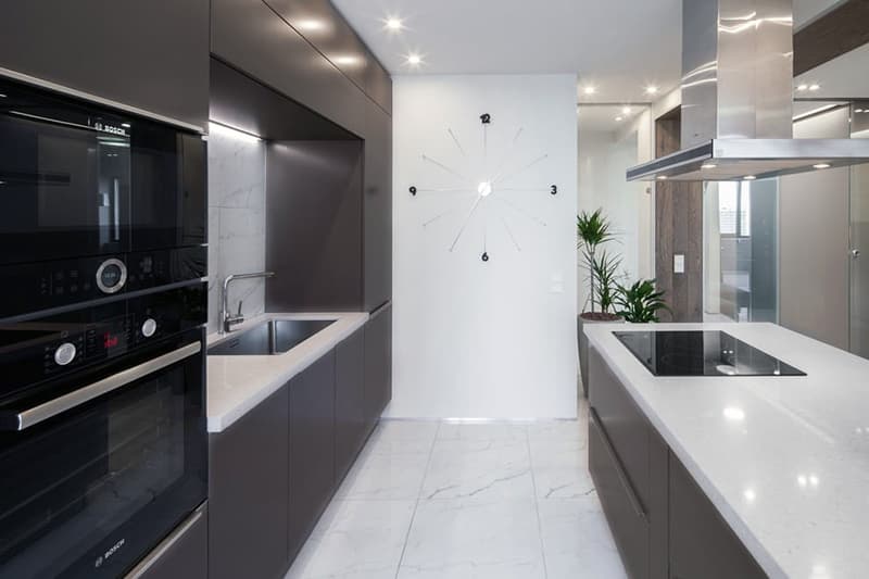 Кухня в мінімалістичному стилі