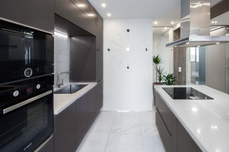 Оформлення кухні в стилі мінімалізм