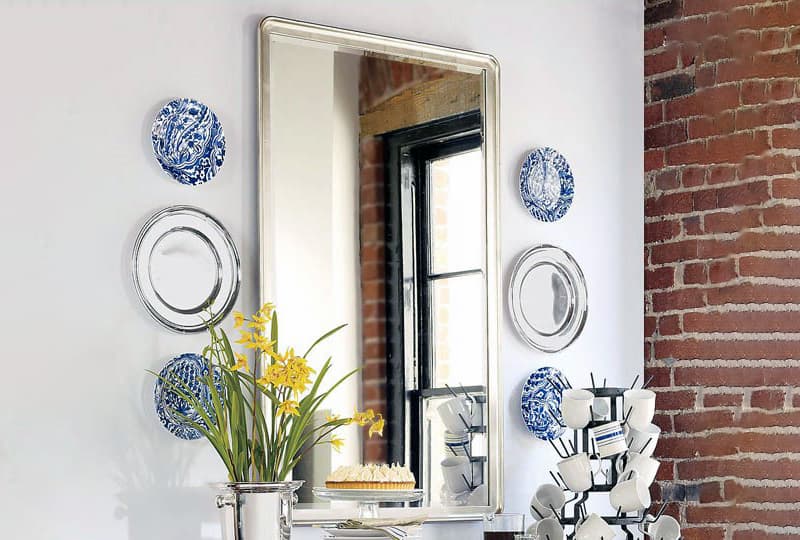 Создание уюта в комнате с помощью тарелок