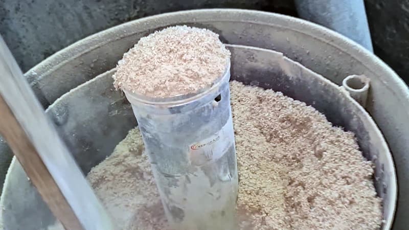 Буржуйка на опилках своими руками