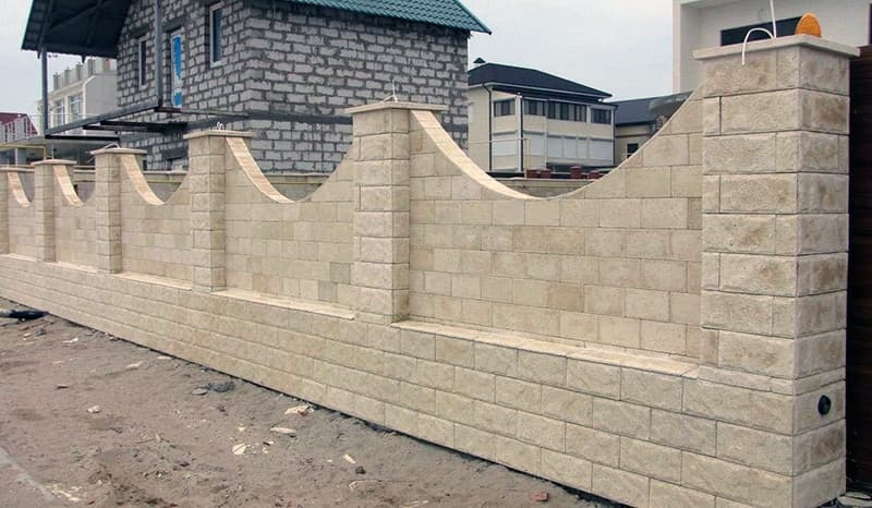 Виготовлення паркану з вапняку