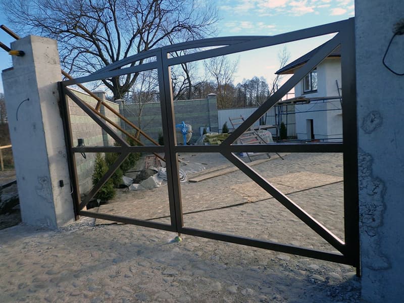 Кількість перекладин на каркасі воріт з профнастилу