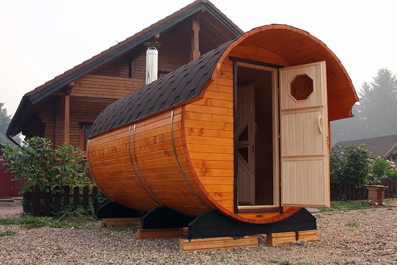 Саморобна лазня в бочці