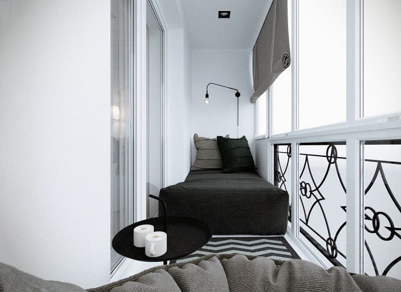 Спальне місце на лоджії