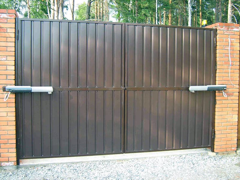 Установка автоматики на ворота из профнастила