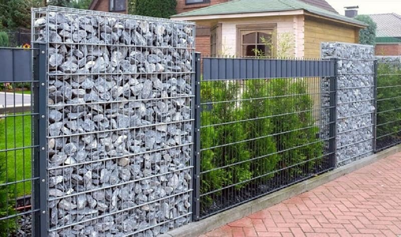 Огорожа з каменю без розчину