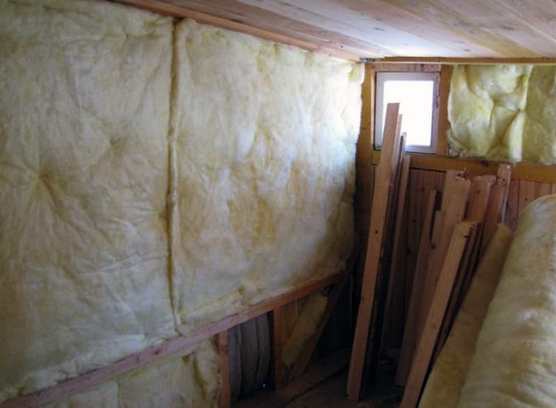 Утеплення стін курника