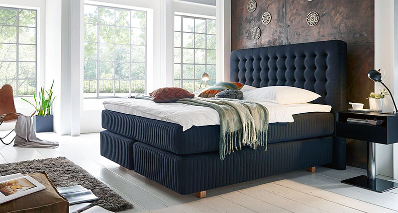 Континентальне ліжко для спальні