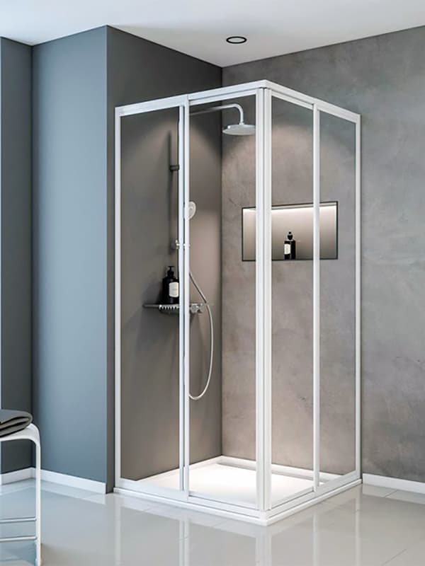Приклад кутової душової кабіни