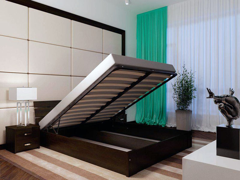 Ліжко з відсіками для речей