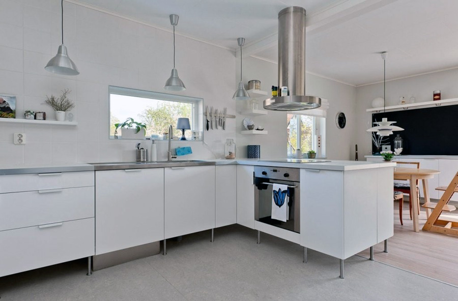 Кухня з півостровом