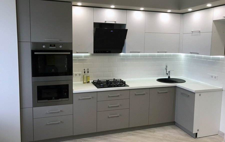 Оформлення кухні в стилі модерн