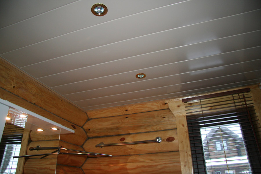 Пластикова стеля на кухні