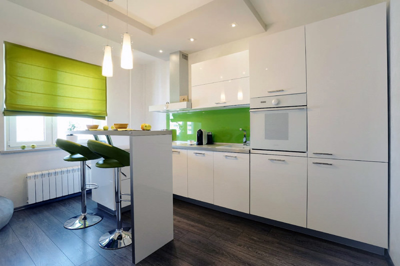 Мінімалізм на маленькій кухні у хрущовці