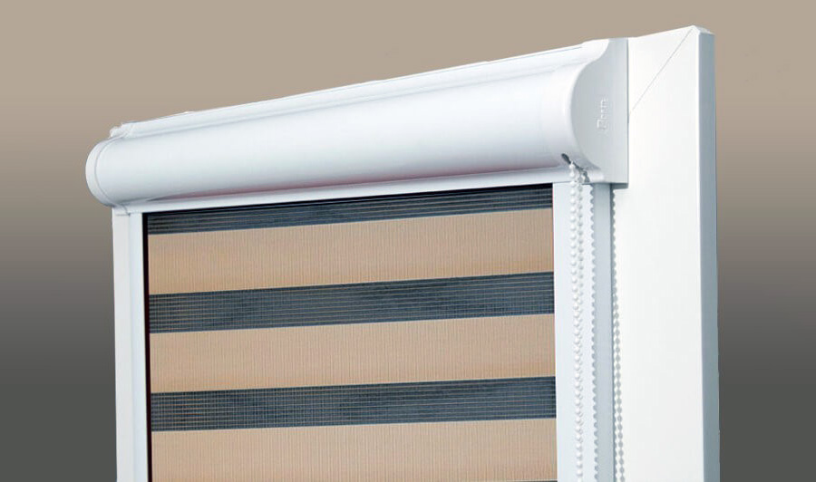 Рулонні штори із закритою системою