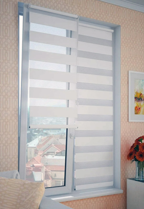 Качественные рулонные шторы для комнаты