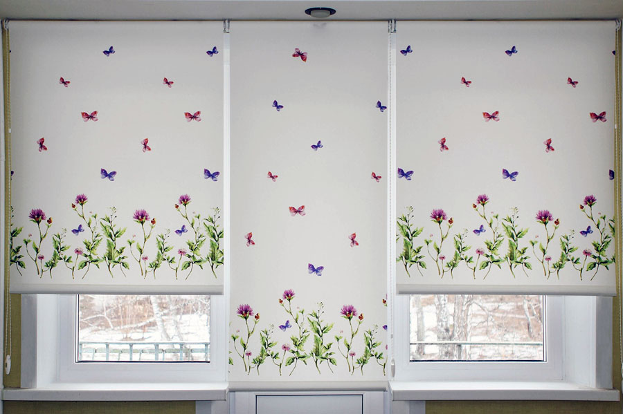 Приклад використання рулонних жалюзі в інтер'єрі