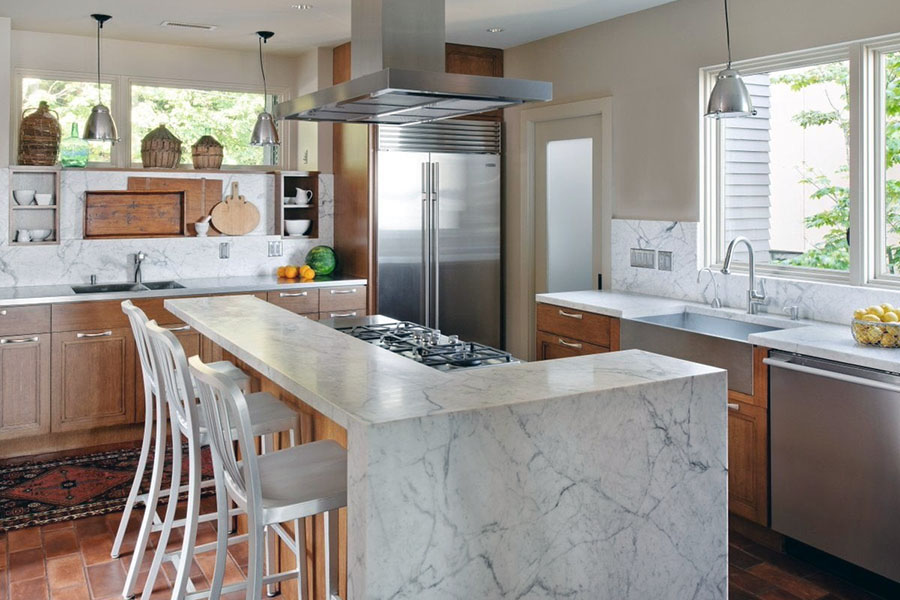 Барная стойка в форме буквы Г