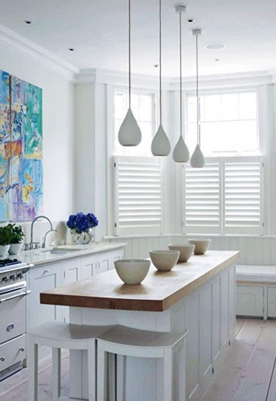 Дизайн та планування витягнутої кухні з островом