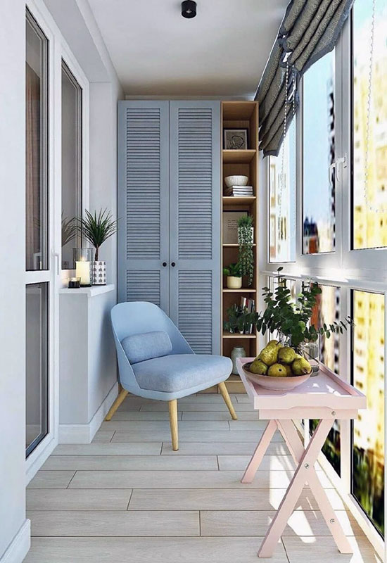 Обустройства зоны отдыха с системой хранения на балконе