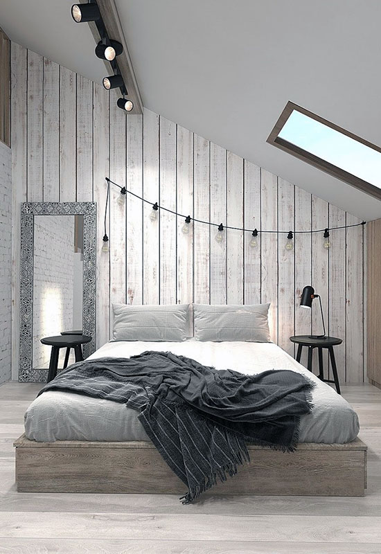 Правильное освещение для светлой односкатной мансарды