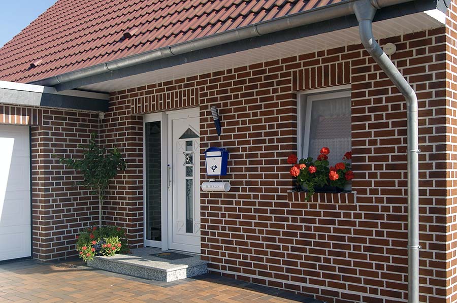 Будівництво будинку з цегли