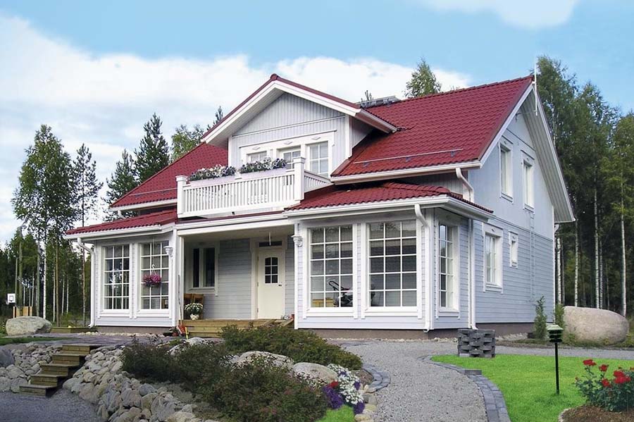 Пример качественного финского дома из дерева в классическом стиле