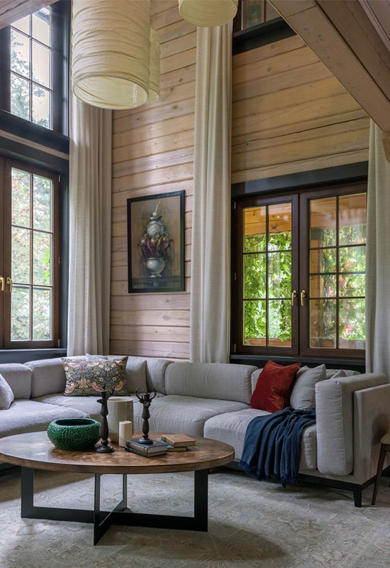 Варіант фінського будинку із двоповерховими панорамними вікнами