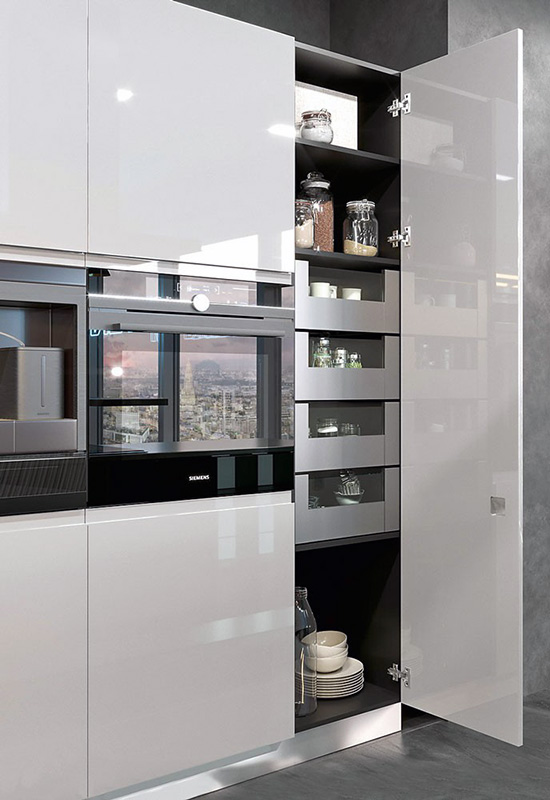 Організація системи зберігання на кухні за допомогою шафи-колони