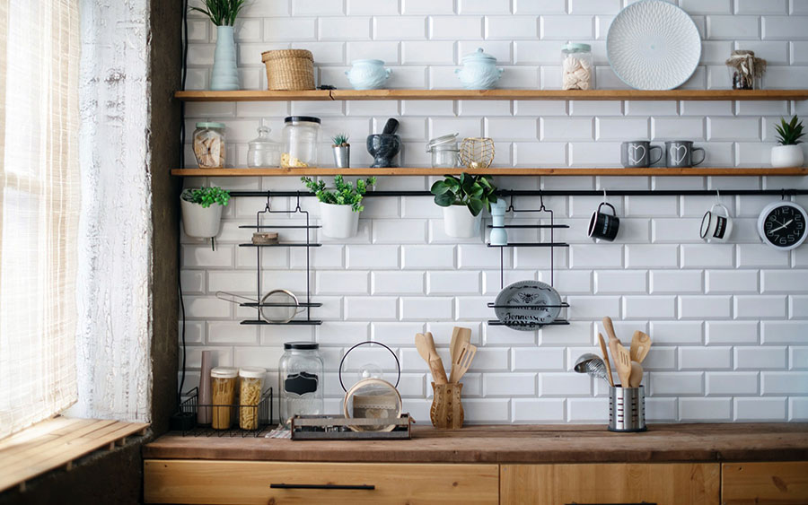 Как выглядит кухня без шкафчиков