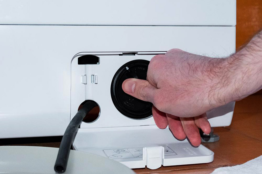 Как почистить сливной фильтр в стиральной машине