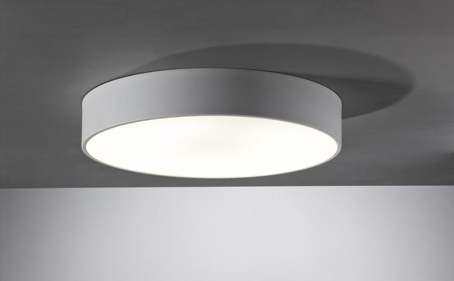 Як вибрати світильники для сучасної кухні з інтер'єром у стилі хай-тек