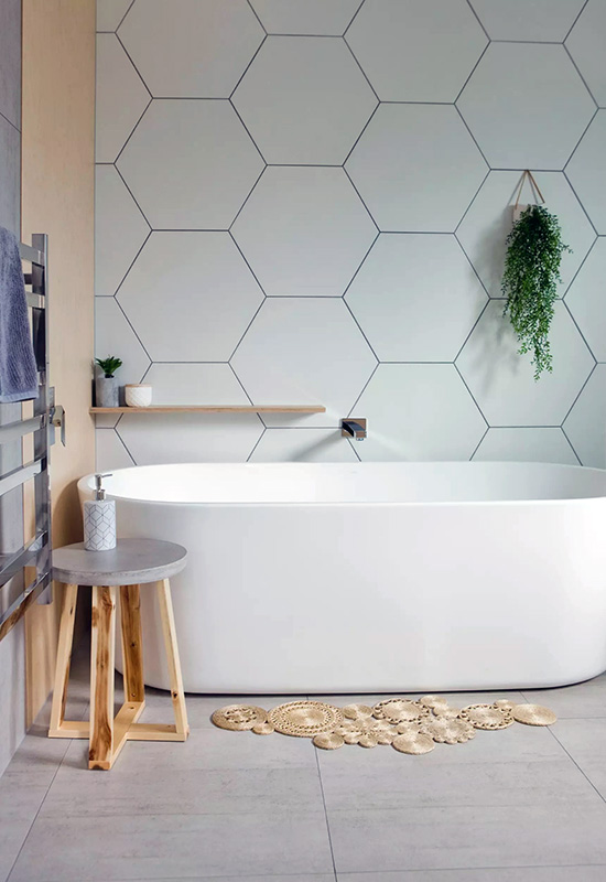Як правильно вибрати колір та форму плитки для ванної кімнати