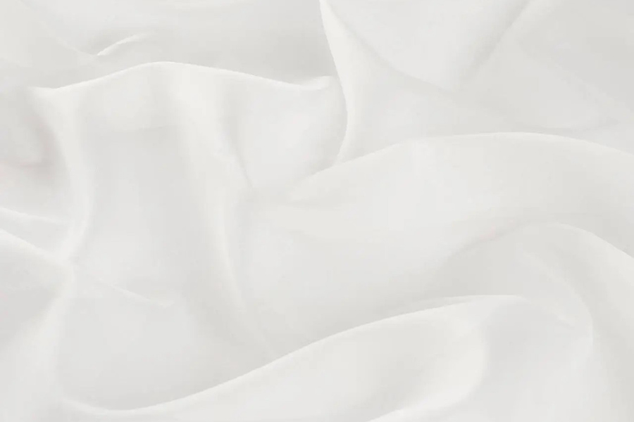 Красивий тюль із вуалі після правильного відбілювання