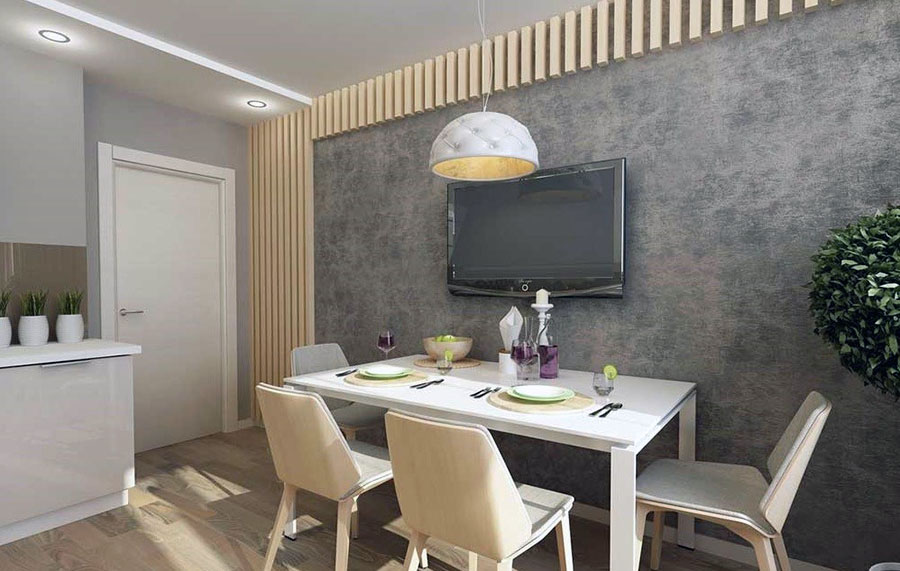 Оформление кухонной стены возле обеденного стола декоративной штукатуркой