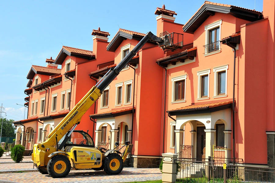 Для чего предназначена автовышка во время строительства