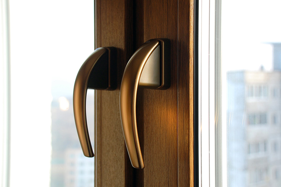 Як правильно вибрати фурнітуру для металопластикових вікон