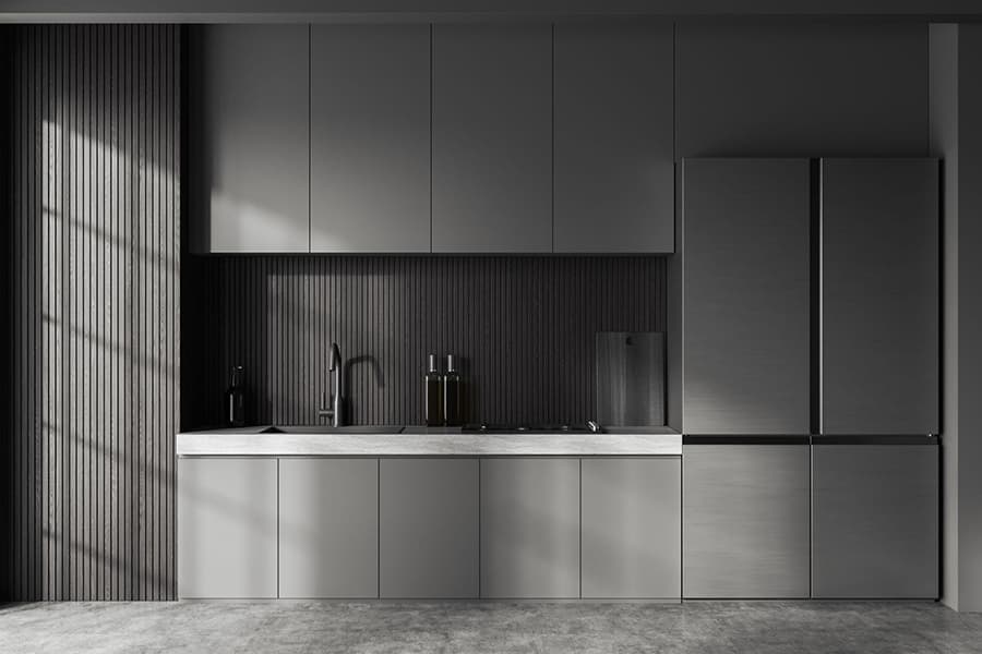 Кухня в сірих кольорах із прямим плануванням